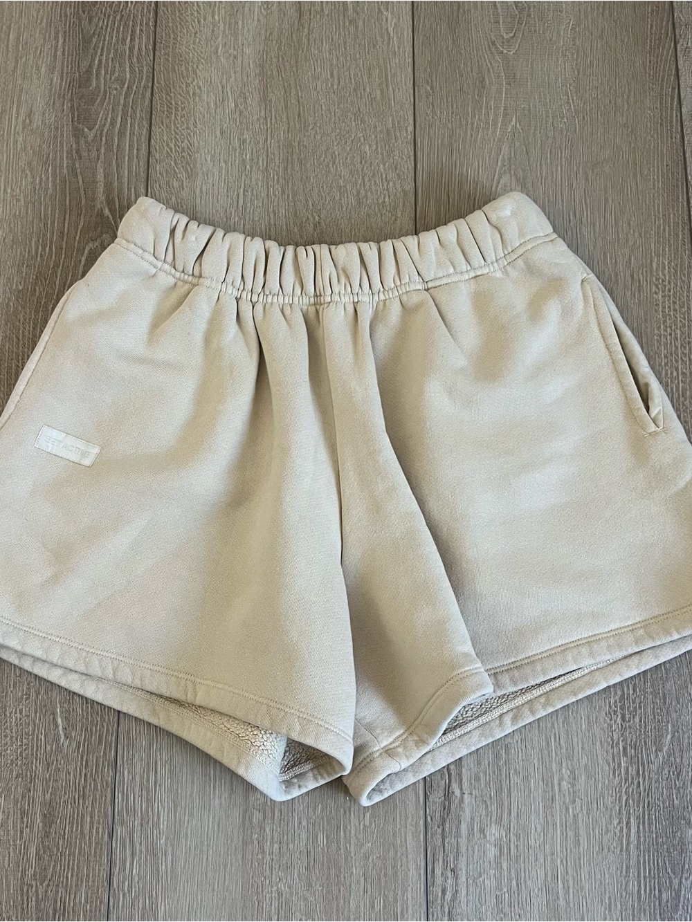 SET Active Women’s Cream Tan Terry Athletic Sweat Shorts size L